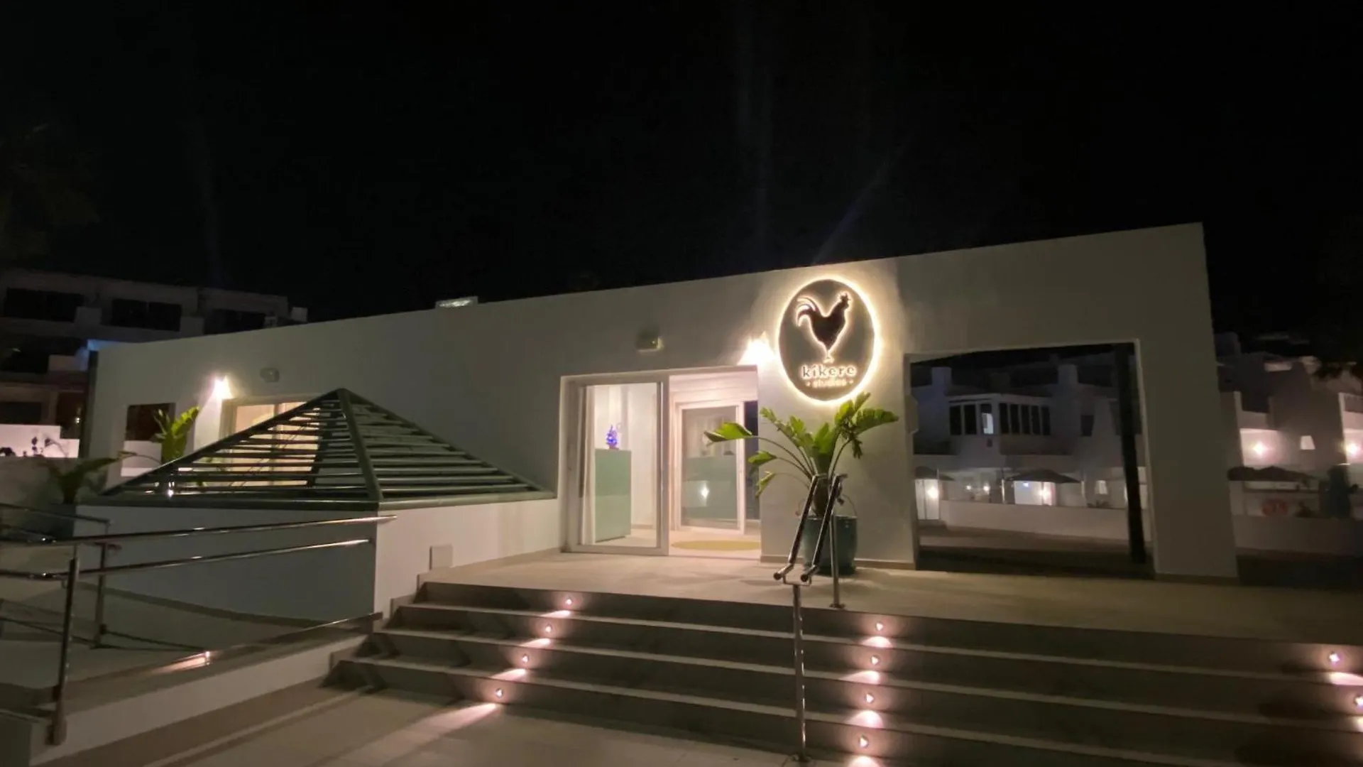Kikere Studios Puerto del Carmen  Hotel